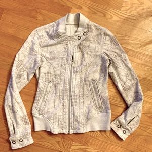 Lululemon Game day zip up sweatshirt, size 6